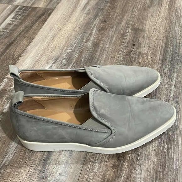 Everlane Gray Nubuck Street Shoe - Picture 4 of 11